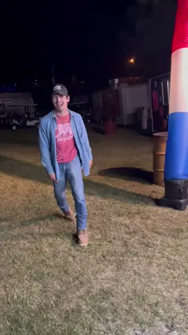 In honor of me coming back and playing poppy mountain again tomorrow night, enjoy this video of me dancing with an inflatable up there some years ago #happypoppy 