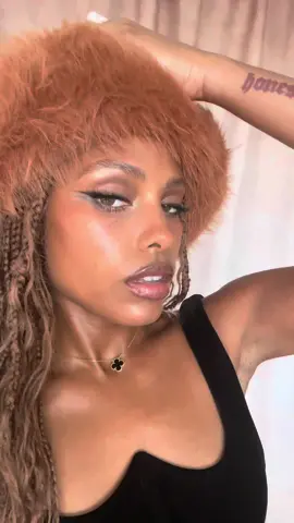 It’s giving fall 🍁  Makeup by Hayley  #CapCut 