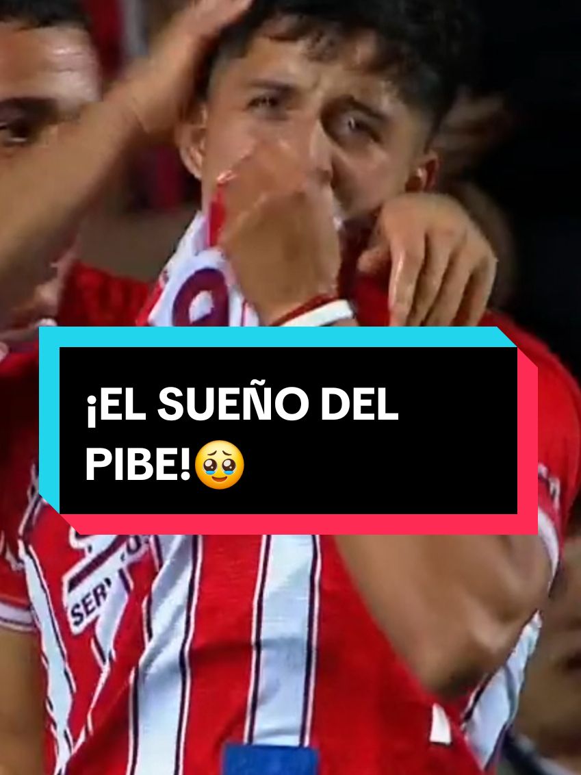 ¡SUEÑO CUMPLIDO! 🥹👏 #LionelVerde anotó el 2-1 parcial de #Unión ante #GodoyCruz y llegó el primer gol de su carrera profesional 💪 📺🇦🇷 ESPN Premium | Suscribite al Pack Fútbol #TikTokDeportes #futbol #emocion #lagrimas #sueño 