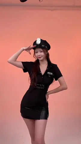 핫한건 한번더❤️‍🔥 불토에 다들 뭐해요?🔥 #uchida #uchida1 #우치다챌린지 #dance #dancechallenge #trending #trend #japan #2글 #2gle #코스튬 #코스프레 #police #주말 #추천 #추천떠라 