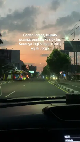 Kangen sama semua manusia yang ada di jogja beserta ke random an nya😍😍 #jogjaistimewa #jogja 