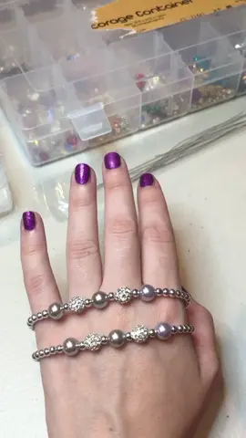 Make a bracelet with me! ✨ #jewellerybusiness #jewellerydesign #jewellerymaking #diybracelet ##diyjewellery #braincancerawareness #cancerresearch 