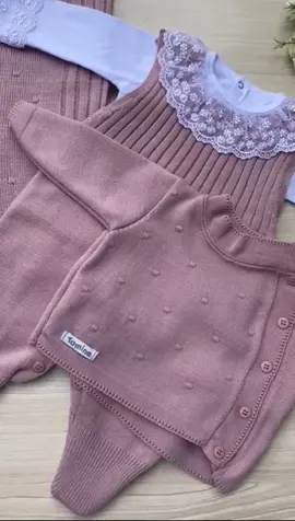 Saída Maternidade Em Tricot Rosê 04 Peças por 227,00 💗 LINK NOS COMENTARIOS #shopee #enxovaldebebe #saidamaternidade #enxovalshoppee #gravidez #maedemenina 