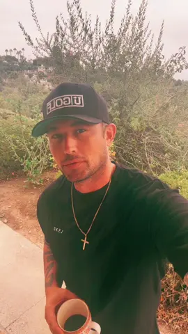 Yall, I Woke up and thought… ya know what I have to play yall this demo of a song i wrote that i cant get out of my head!! Im listening to songs that I want to put on my next record and want yall apart of that process with me. Let me know what yall think this song is called “FIGHTIN FAIR” Lets Go!! Hit me in the comments like and share!! Needs yalls help Love yall.  #country #countrymusic #newmusic #fight #fyp 