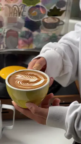 🤎💛 #fyp #viral #coffee #barista #homebarista #morning #latteart #lattearttutorial #coffeetiktok #video #frenchpress #فرنش_بريس #صباح_الخير #قهوة #لاتيه_ارت #باريستا #باريستا_ضحى