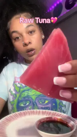 Ive been eating these all week! Do you prefer salmon or tuna?? 💖💖💖💖💖💖💖💖💖💖 #tuna #asmr #mukbang #foryoupageofficiall #fyp #fyppppppppppppppppppppppp #viral #viralvideo #trending #trend #explore #explorepage #eating #eatingshow #creatorsearchinsights #trendingvideo @AaronMichelle🩷 @Buldakbabes 