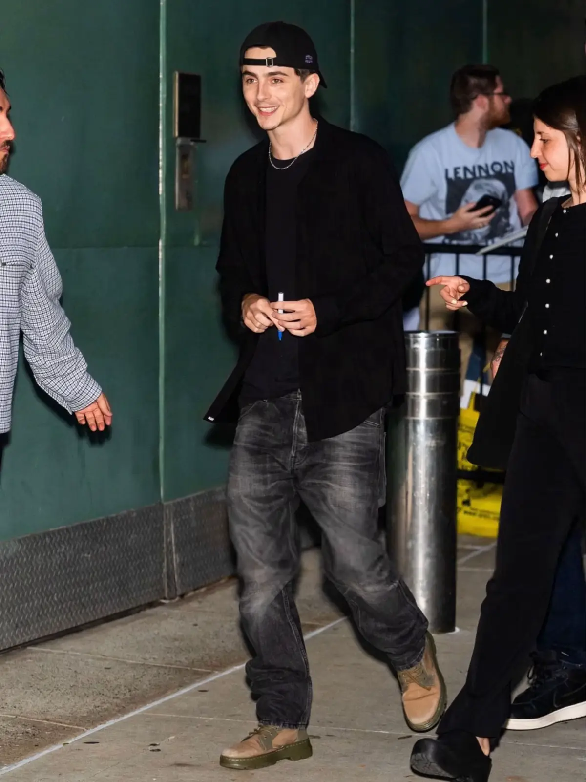 TIMOTHÉE IN NYC TONIGHT!!! (HIS HAIR?!?!?) #timothée #timotheechalamet 