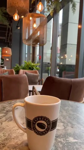 من الكافيهات الهاديةًوًالرايقة في شبانداو espresso house   ❤️ spandau arcaden 🥹 #مطاعم_برلين #كافيه_برلين #إن_الله_وملائكته_يصلون_على_النبي #فوريو_العرب #explore #قهوتي #قهوة_يمن #قهوتي_معشوقتي #رواق #هدوء #سكون #حب #المانيا #اللهم_صلي_على_نبينا_محمد #fyp #viraltiktok #CapCut  