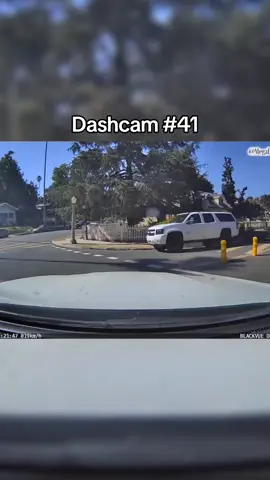 The best Dash Cam in my bio ➡️ #dashcam #idiotsincars 
