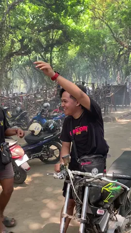 pokok di loss ne☝️🔥@badolsaja_ #fyp #smokyday #smokydaydeklarasitwostrokeblitar #twostroke #spekblayer 