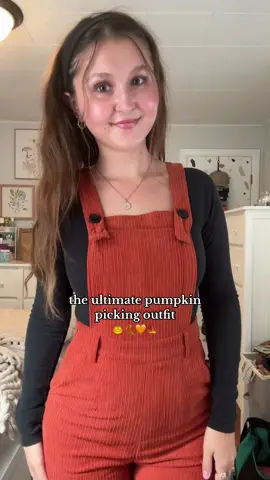 these overalls are to die for😍🧡 @Cider #shopcider #ciderhaul #falloutfits #pumpkinseason #pumkinpatch #applepicking #outfitinspo #outfitideas #fallaesthetic #overalls #fashiontiktok #fashiontok 