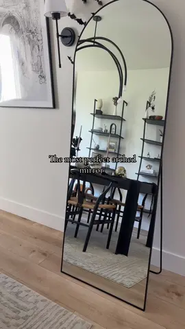 How perfect is this arched mirror? #tiktokshop #blackfriday #fyp #fyppp #mirror #archedmirror #Home #homedecor #tiktokmademebuyit 