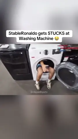 StableRonaldo gets STUCKS at Washing Machine 😭 #fyp #fazeclan #faze #stableronaldo #adapt 