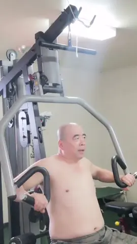 Bố đáng yêu🥰🥰🥰#trungnienphongdo #daddychina #daddybear #thichtrungnien #daddychinese #daddy #handsomegrandpa #grandpacute #beartrungnien #grandpa #grandpachinese #trungniendep #oldman #douyinchina 