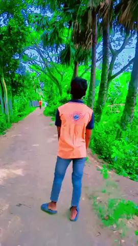 কেড়ে নিলা আমার মুখের হাসি কোনদিন ভুলবো না তোমায় ভালোবাসি 