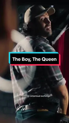 The Boy, The Queen and Everything in Between - There are few things more exciting in life than unexpectedly seeing someone you know on TV #theboythequeen #heykarl
