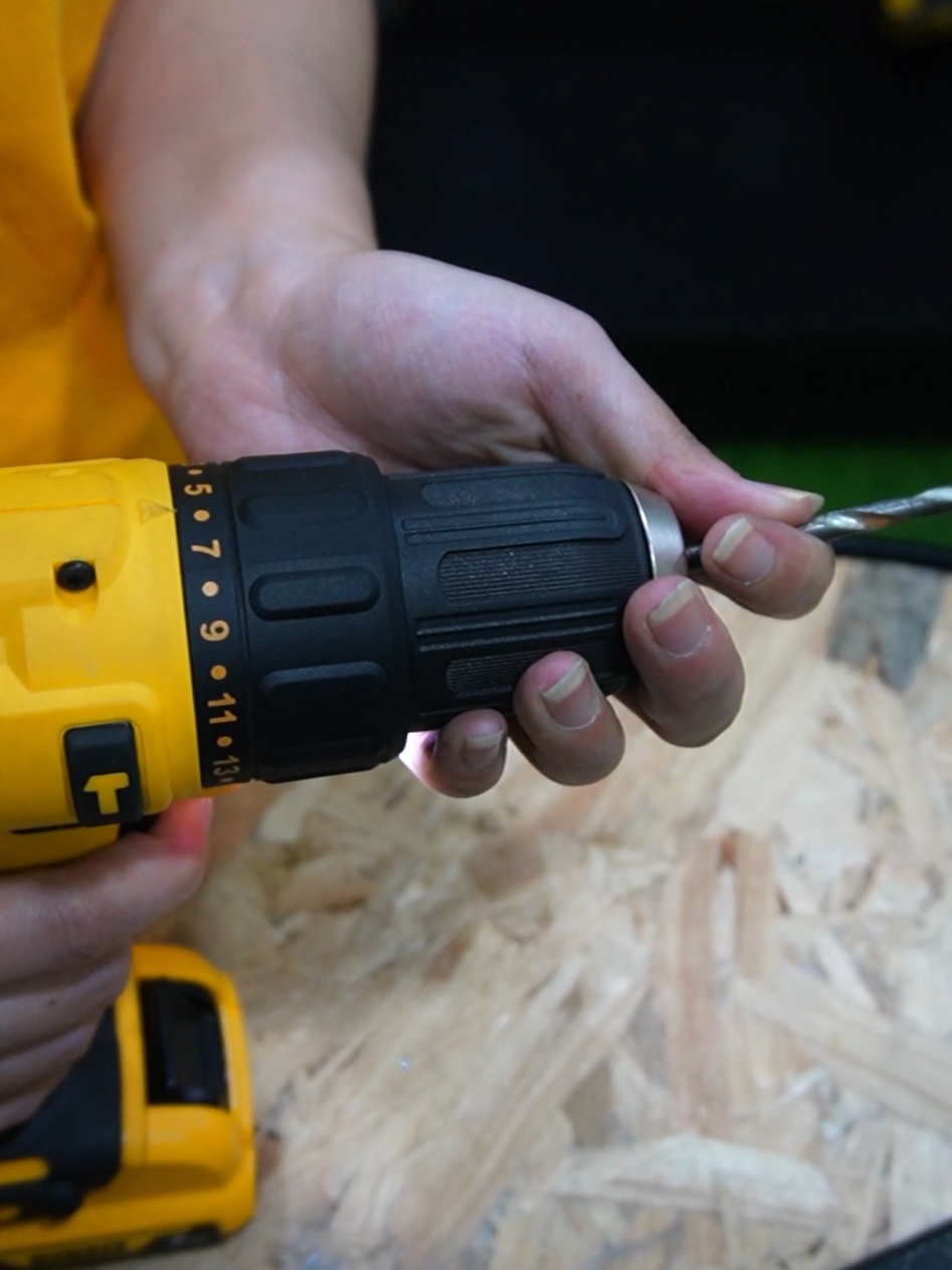 review Dewalt DCD716D2 Cordless Hammer Drill #fyp #dewalt 