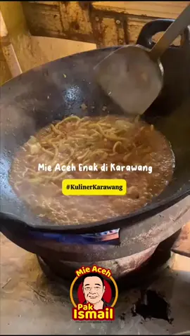 jangan lupa mampir ya ,buat warga Karawang udah gak asing lagi sama kuliner satu ini , Bumbu Aceh nya bikin nyandu #fypシ゚viral #karawang #algoritmatiktok #mieaceh 