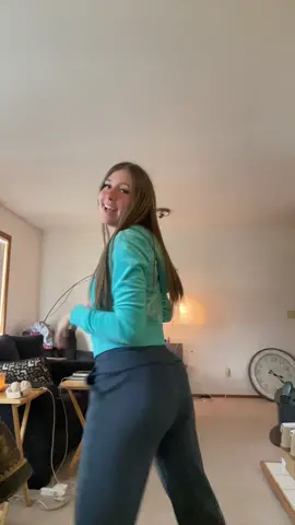 that good stuff that you want 😵‍💫 #remix #poland #polish #polishgirl #floresamarillas #wendyortiz #willito #vivamexico #henrydanger #diddy #football #school #fypシ゚viral 