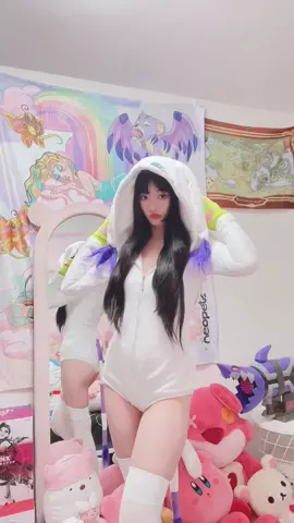 Cheeky gatomon 💛 #cosplay #fyp #gatomon #digimon 