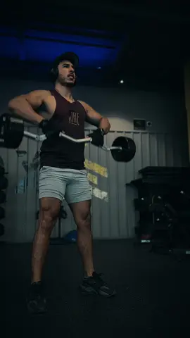 #shoulderworkout #hombrosworkout #hombros #smartfit #panama #followmeinsta #videosenelgym #gymmotivation 