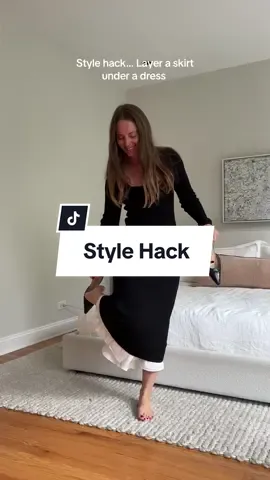 Style hack #fashionover40 #fashiontiktok #momoutfit #momoutfit #styletips #stylehack #fallfashion 