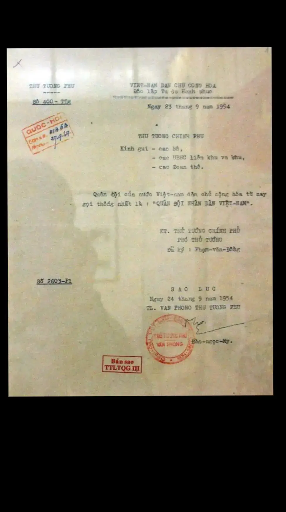 Ngày 24.9.1954 là ngày Quân đội có tên là 'Quân đội Nhân dân Việt Nam' được ký bởi Phó thủ tướng Phạm Văn Đồng #phamvandong 