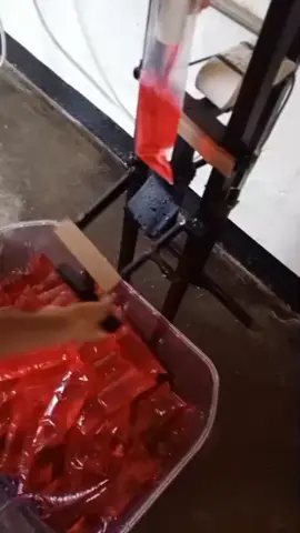 Follow me nd I will plug u with this machine nd teach u how to make ice pops during live session  Spane ke spane guys#♥️♥️♥️  #sama28 #CapCut #fyppppppppppppppppppppppppppppppppppp #fypシ゚viralシ #capcutamor #🙏🙏🙏🙏 
