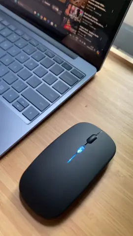 Wireless Mouse Bluetooth 2.4ghz selesa ringan marhaen 🤣 rechargeable lagi jimat #mousepad #mousewireless #mousewirelessmurah #mouselaptop #mousewirelessbluetooth #mousebluetooth #mouserechargeable #fypシ゚ 