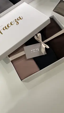Personlised hijab gift boxes avalible to order through our instagram. #modestybymem #smallbusinessuk #tiktokmademebuyit #fyp #foryoudays #luxuryhijab #hijabmurah #hijab #hijabi