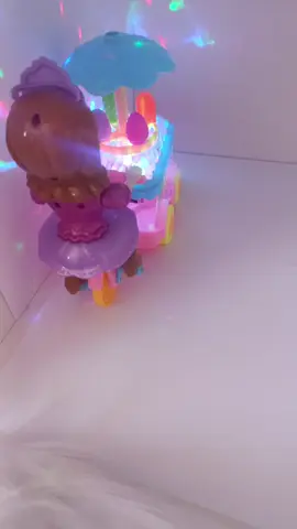 Carrinho De Sorvete Com Boneca Bate E Volta Com Sons Luzes