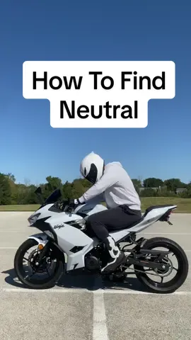How To Find Neutral On A Motorcycle #ninja400 #motorcycle #sportbike #bike #biketok #beginner #fyp 
