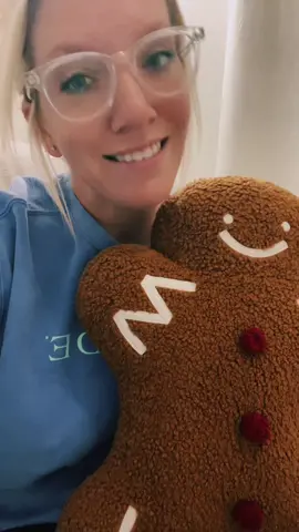 RUNNN 🏃 🏃 🏃!! You need him!! Youll thank me later! So so cute!! #falldealsforyou #gingerbread #tiktokshop #tiktokshopfinds 