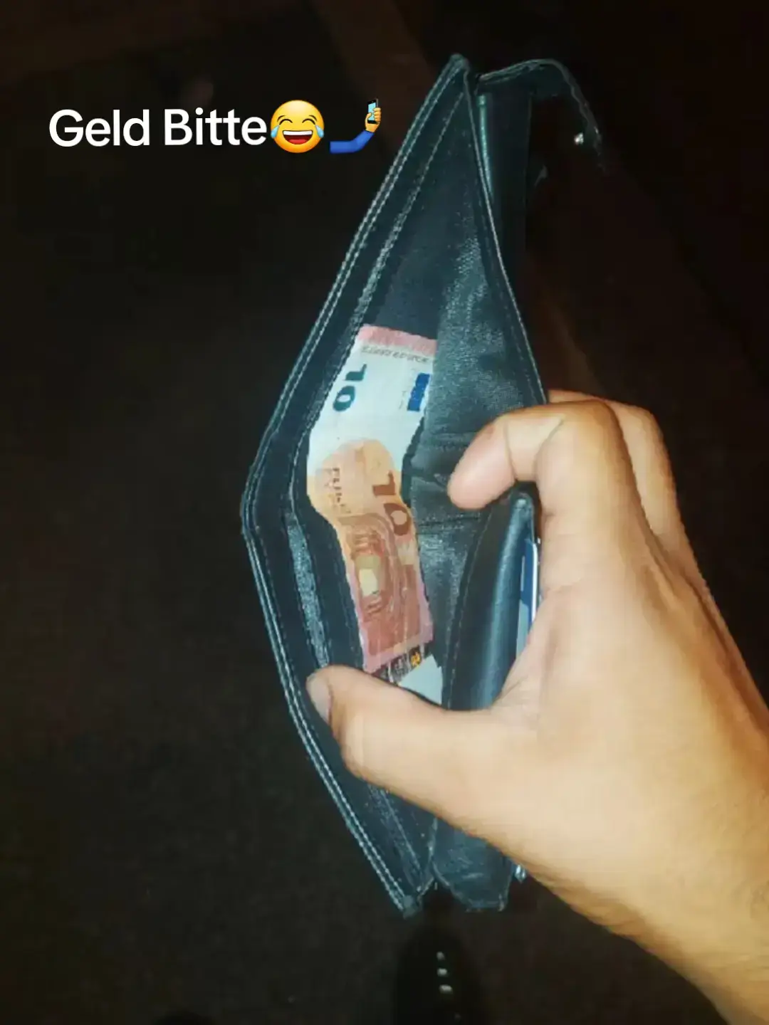 Geld Bitte 🤣🤣#deutchland Danke Schön #germany #somaligermany🇸🇴🇩🇪 #somalitiktok🇸🇴 #somalikenyan🇸🇴🇰🇪🔥👸 #konfurgelbed🇦🇿 #baydhabo_janaaý🇦🇿 #fyp 