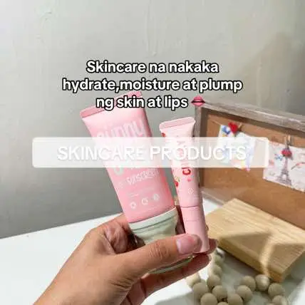 Nasubukan niyo na ba to? Lalo yung peptide lip oil 👀 super ganda sa lips! 😩 #skincareproduct #hydratedskin #plumplips #thedailyglow 