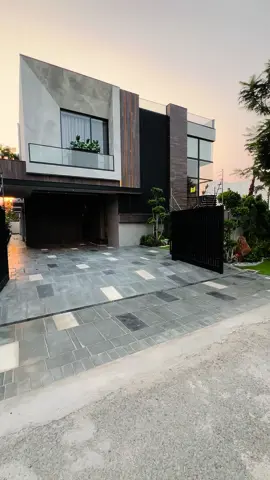 1 Kanal House In DHA Lahore