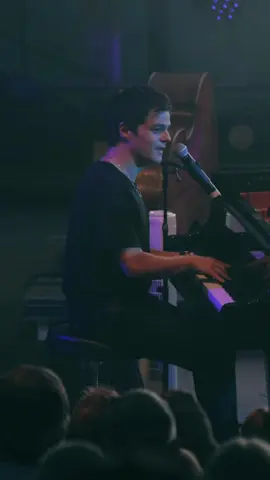 One of the many things I’ve stolen from the incomparable @actualbenfolds is trying to improvise a song on stage. Here’s an attempt in Bremen, an  improvised ode to the security guys at the front of the stage.