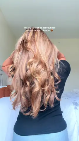 missed my fall blowouts🤎🕯️🍂🎃 #blowout #dyson #dysonairwrap #hair #haircare #balayage #blowoututorial #fyp #foryou #grwm #viral 