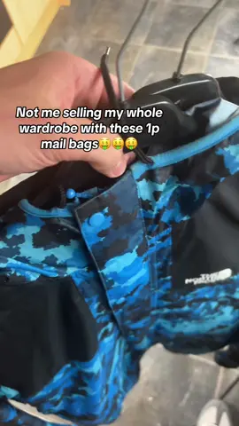 So so easy…#mailbag #vinted #vintedseller #depop #depopseller #reseller #fyp 