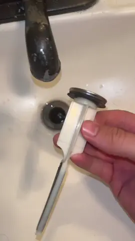 Hurry there selling out quick!! #creatorsearchinsights #tiktokshop #bathroom #foryou #bathroomaccessories #trending #foryoupage #tiktokmademebuyit #drain 