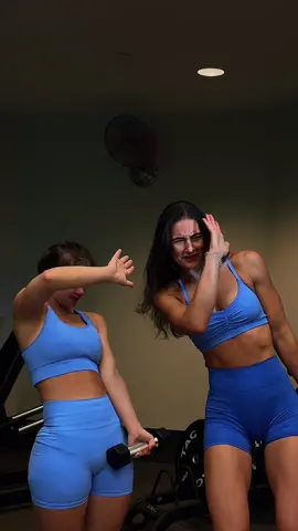 When you bring your dad to the gym ✨ #funny #sisters #family #funnyvideos #funnymeme #gymhumor #gymcomedy #meme #memes #gymrat