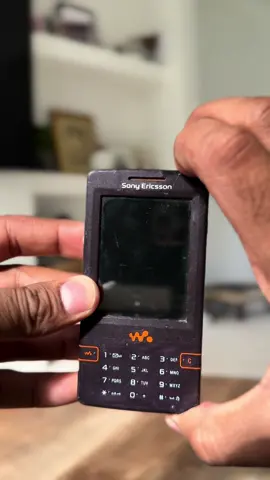 Sony Ericsson W950i from eBay! 🎶 Let's test it live and see if this classic Walkman phone still works! 📱 Will it power up after all these years? #TechNostalgia #SonyEricsson #W950i #RetroTech #WalkmanPhone #eBayFinds #UnboxingLive #VintagePhone #ThrowbackTech #OldSchoolGadgets #MobileHistory #TechTimeCapsule #90sVibes #techtesting 