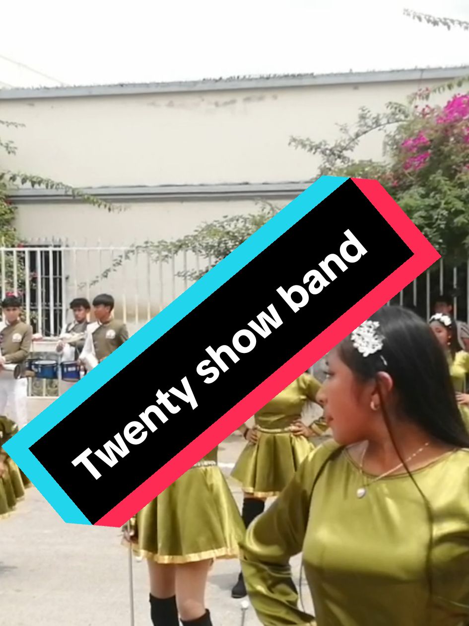 Twenty show band 2024 en Jalapa  #twentyshowband #20demayo #latinband #bandasguatemala #queagonia 