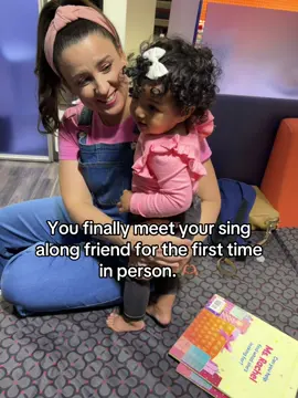 Cabella’s reaction was priceless. 🫶🏽#msrachel #msrachelsongforlittes #toddlersoftiktok #newyork #babygirl #BestFriends #kidsoftiktok #msrachelbaby 
