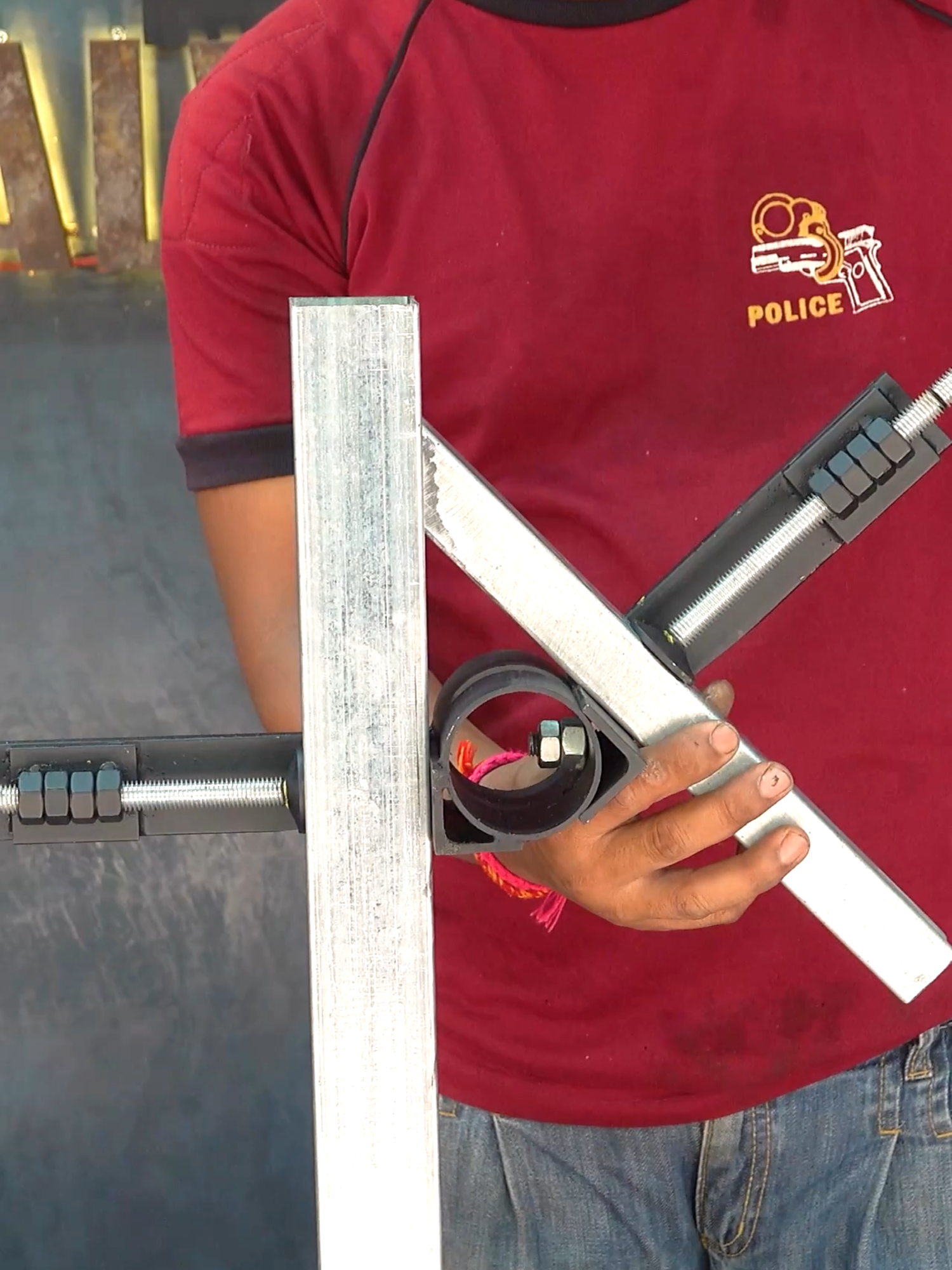 Metalworking DIY and Craft Making Flexible Clamp Locked Idea #metalwork #metalworking #metal #woodwork #woodworking #welder #welding #jig #hacks #tricks #tips #DiY #making