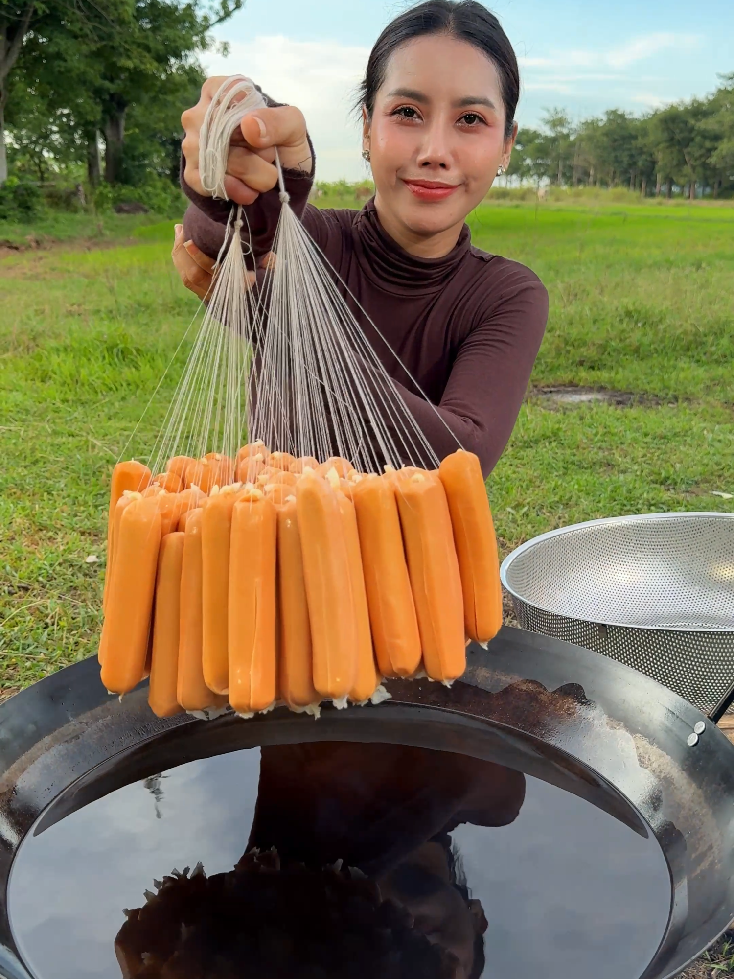 Hotdog crispy with noodle cook recipe