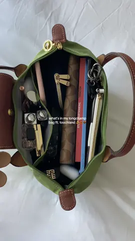 what’s in my longchamp ft. @touchland limited edition seasonal collection sanitizers so cozy and scentsational perfect for fall and winter 🍂🧸🤎❄️🥰 . Try yours with my code: JONELL15 for 15% off 🫶🏽 #whatsinmybag #whatsinmypurse #whatsinmylongchamp #bag #longchamplepliage #longchamp #longchampbag #longchampgirls #essentials #girlythings #itgirl #whatfitsinmybag #girlyaesthetic #pinterestinspo #pinterestgirl #minilongchamp #minibag #touchland #gifted #aesthetic #fallaesthetic #fallvibes #fall #fallseason #fallscents #fyp #fallmood #explorepage 