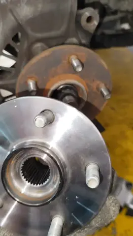 front wheel bearing replaced #howto #mechanic #usacars🇺🇸 