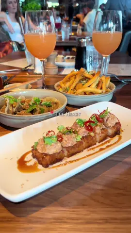 @The Henry the new 12 South, Nashville hot spot🤩 #sliceofnashville #nashville #nashvilletn #nashvilletennessee #thingstodoinnashville #tennessee #nashvillefoodies #nashvillebachelorette #12south #12southnashville 