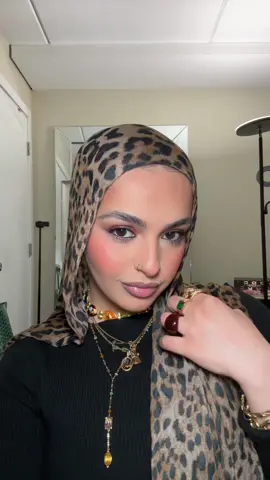 my fave look will always involve black liner #blackeyeliner #makeuptutorial #hijabitiktok  products: @NARS Cosmetics @ONE SIZE BEAUTY @MakeUpForEverUSA @BASMA Beauty @ILIA Beauty @Charlotte Tilbury @L.A. Girl Cosmetics @LYS Beauty 